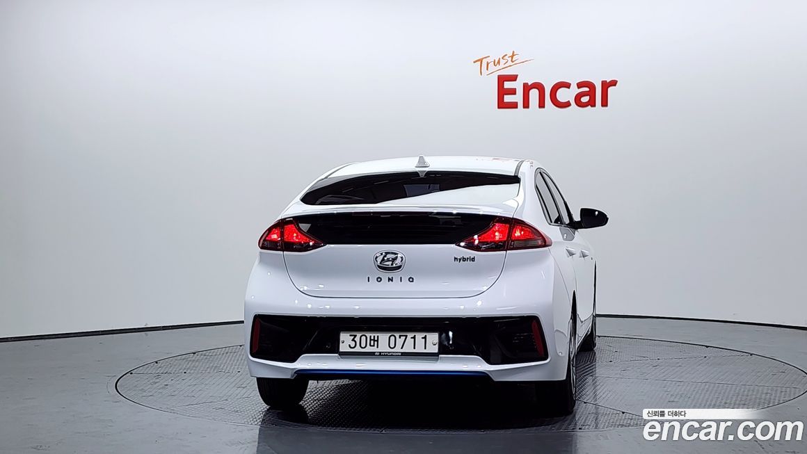 Hyundai Ioniq 2016