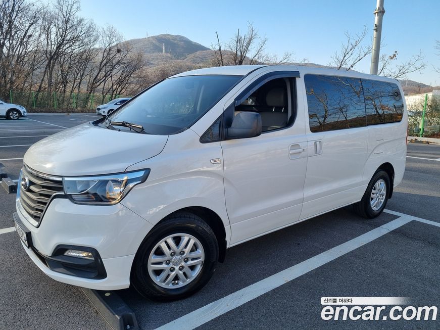 Hyundai Starex 2019