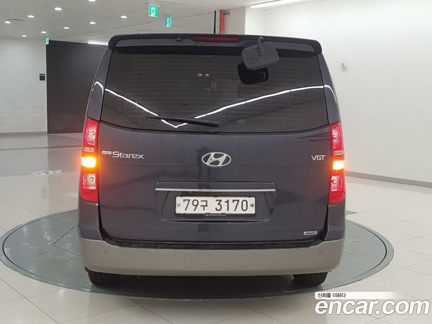 Hyundai Starex 2016