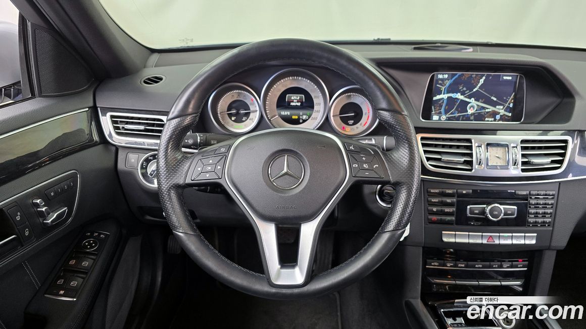 Mercedes-Benz E-Class 2014