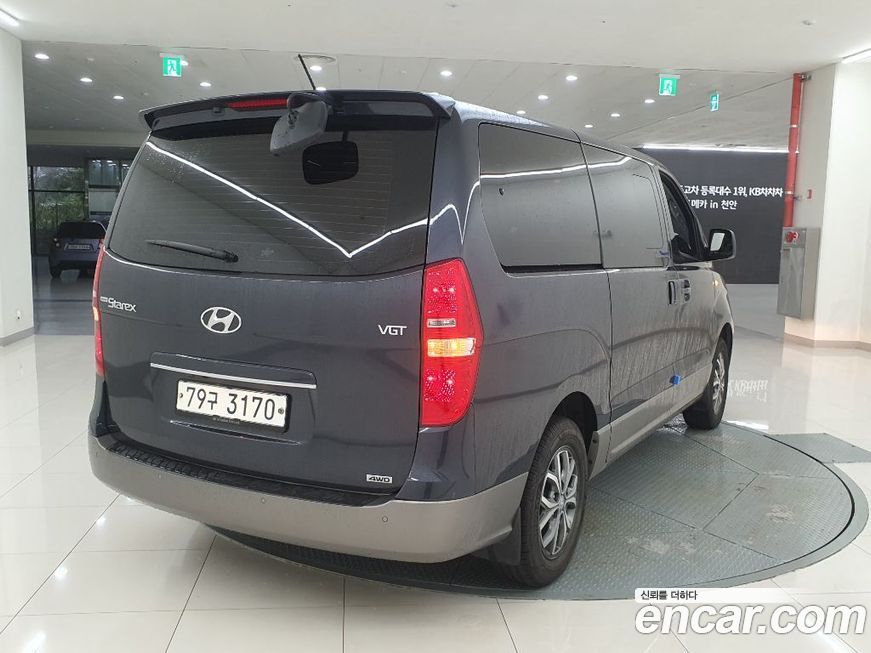 Hyundai Starex 2016