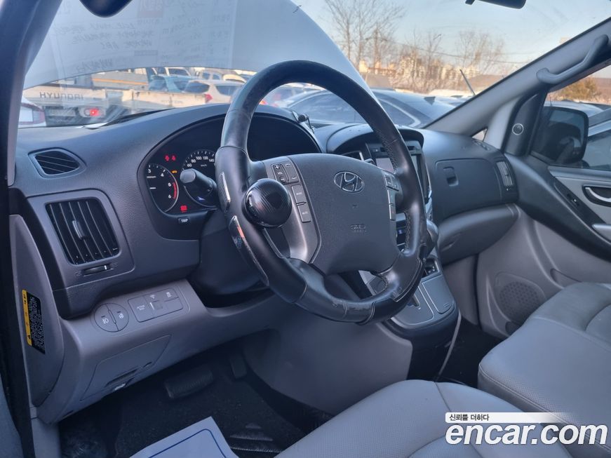 Hyundai Starex 2019
