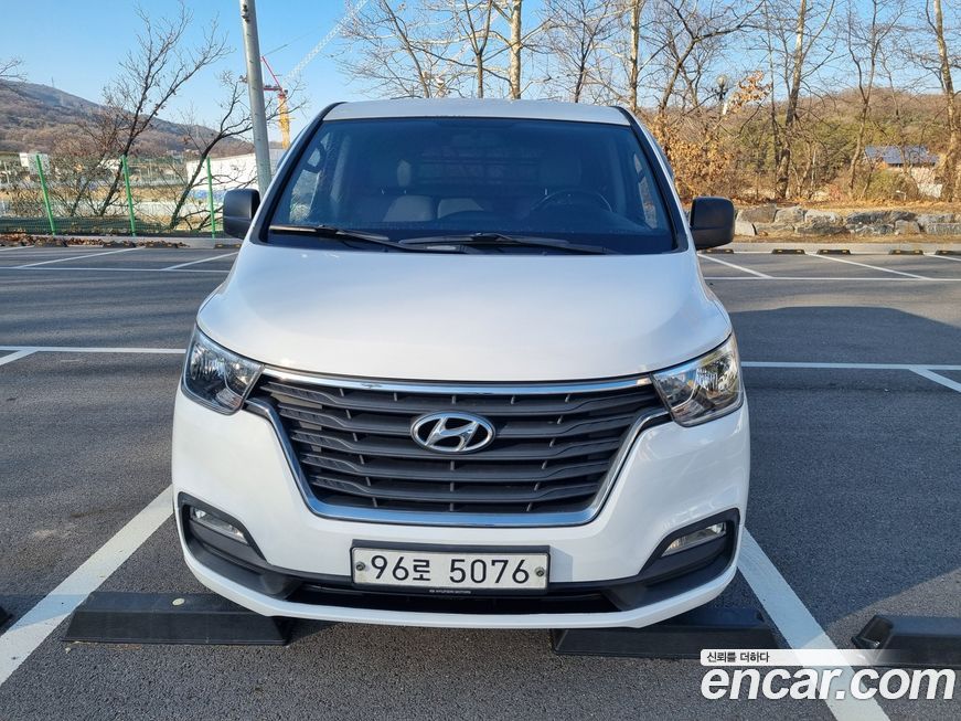 Hyundai Starex 2019