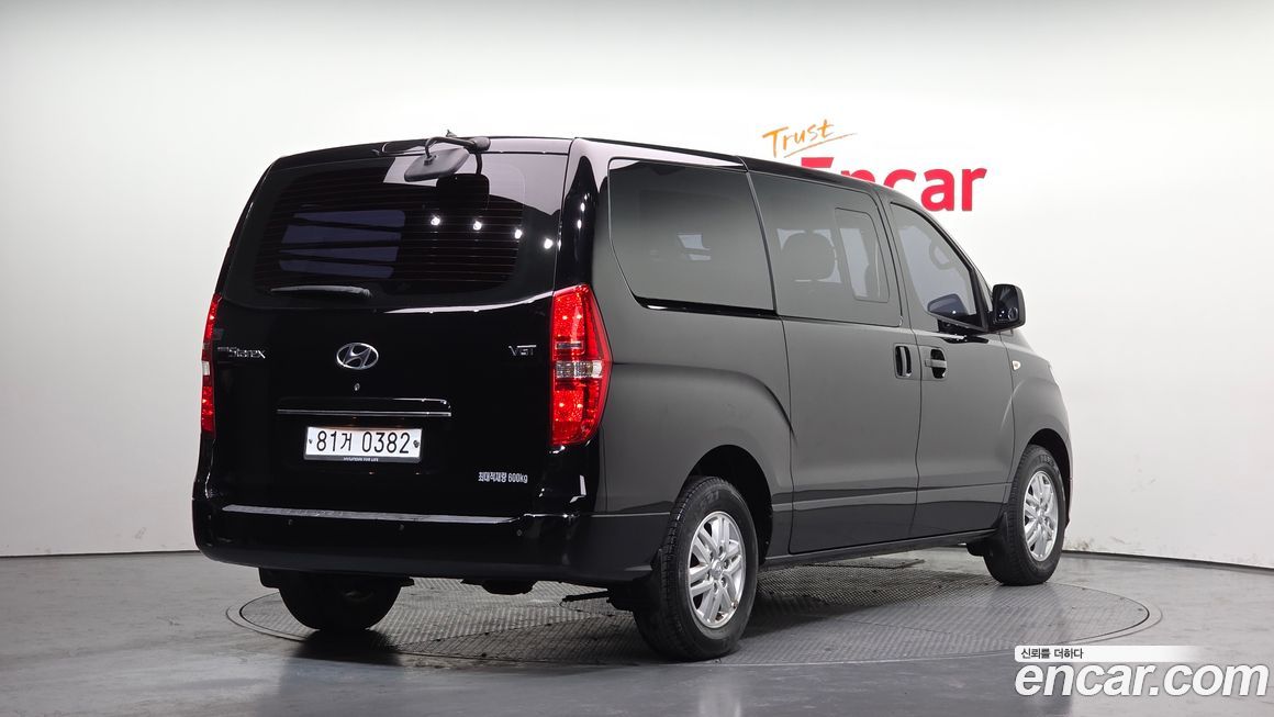Hyundai Starex 2019