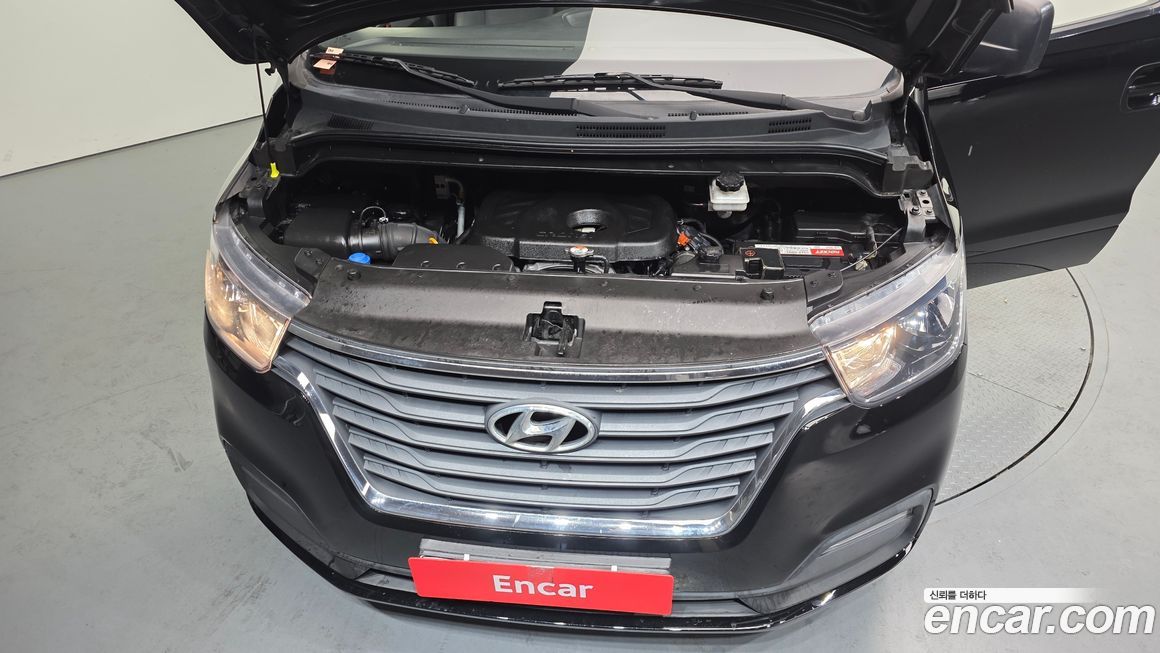Hyundai Starex 2019