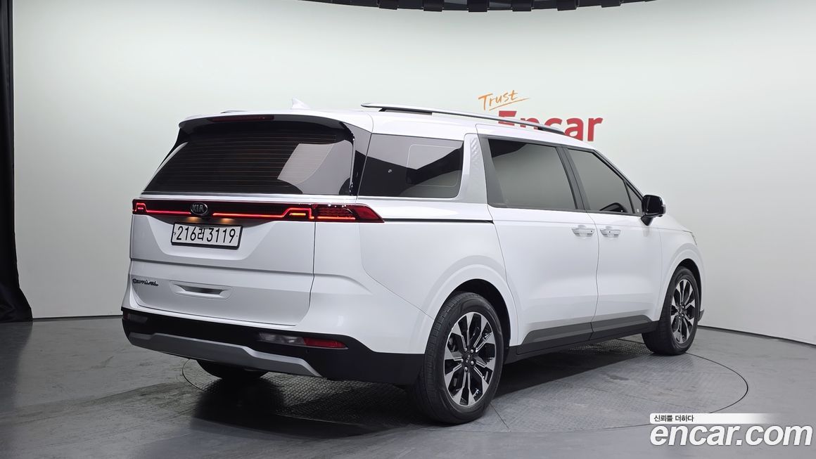 Kia Canival 2021