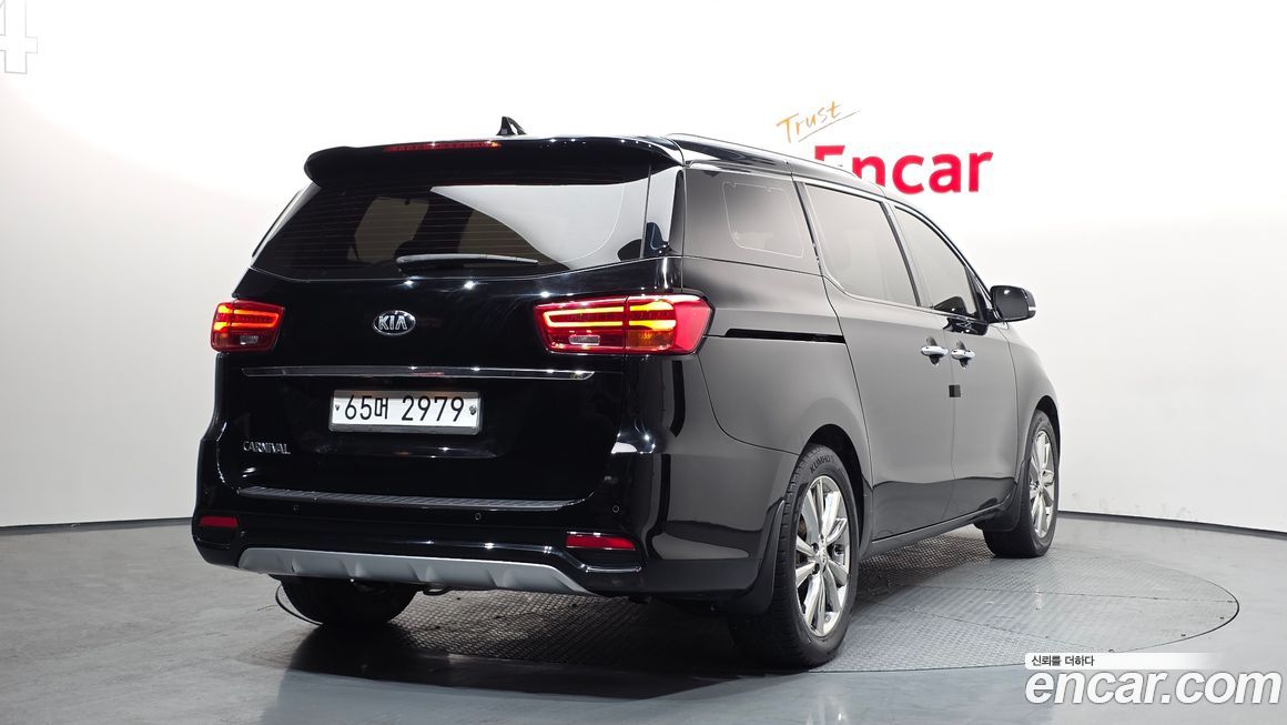 Kia Canival 2019