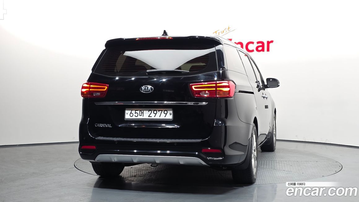Kia Canival 2019