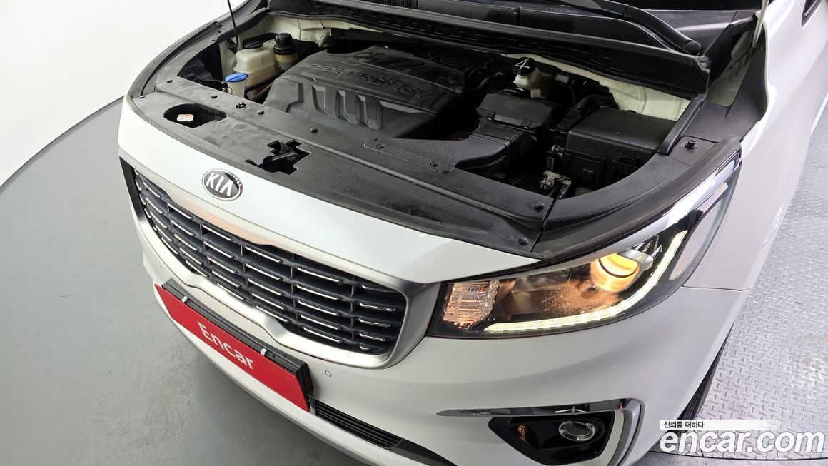 Kia Canival 2019