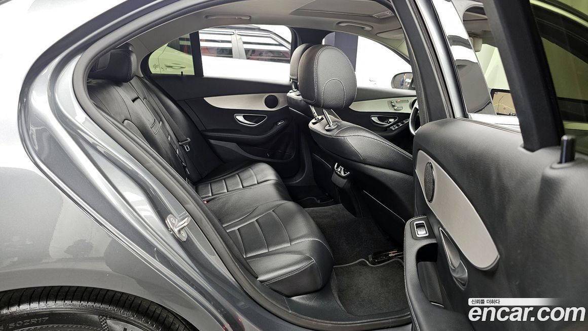 Mercedes-Benz C-Class 2017