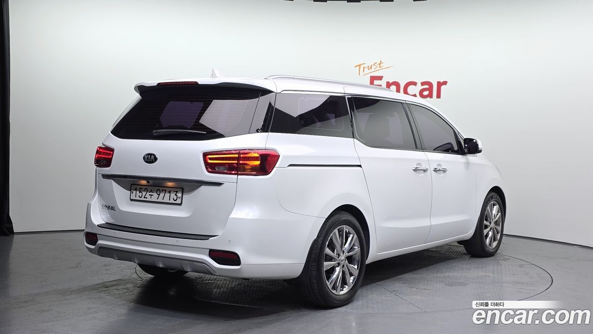Kia Canival 2019