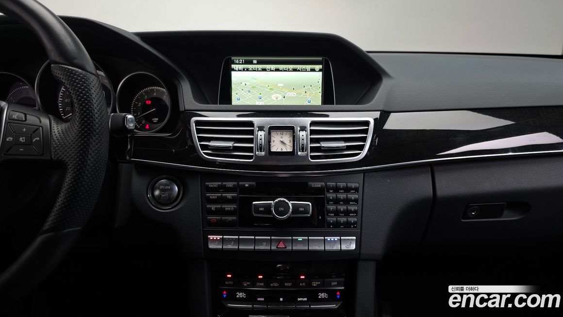 Mercedes-Benz E-Class 2014