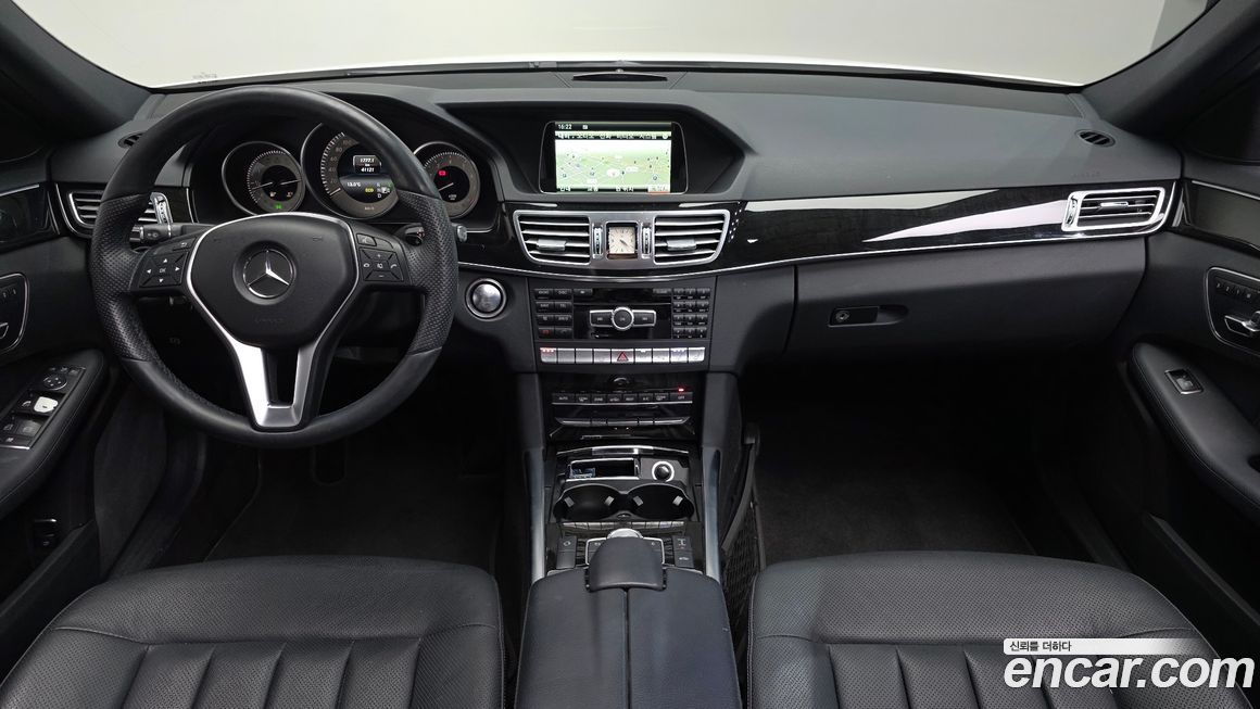 Mercedes-Benz E-Class 2014