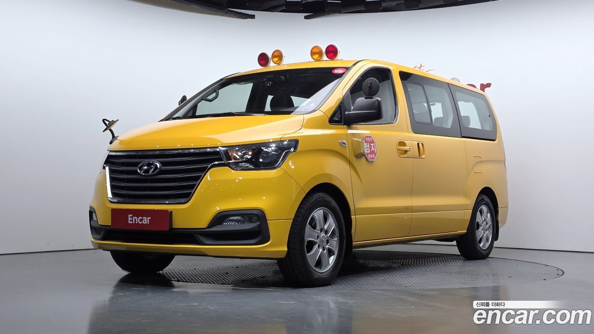 Hyundai Starex 2019