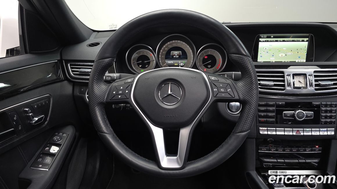 Mercedes-Benz E-Class 2014