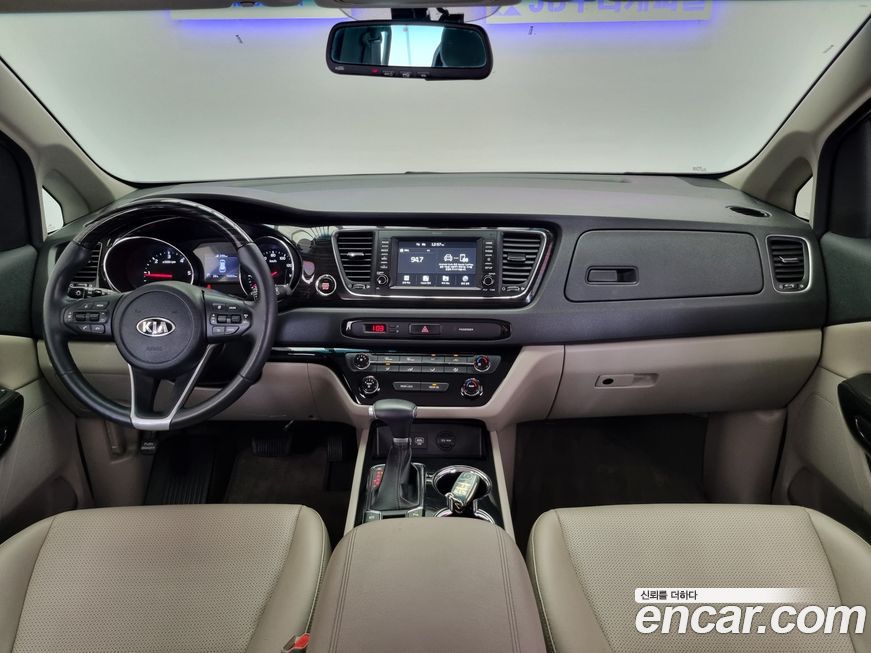 Kia Canival 2019
