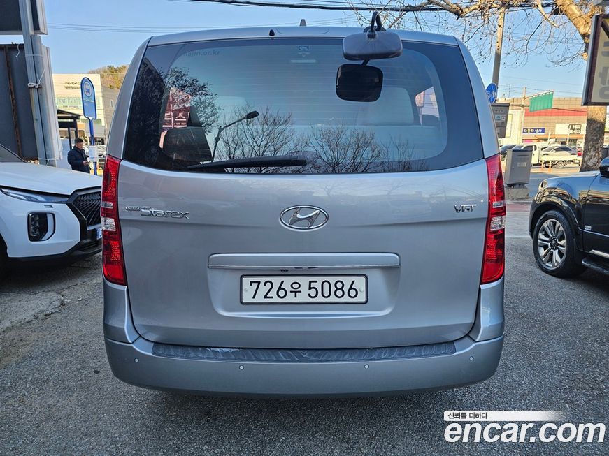 Hyundai Starex 2019
