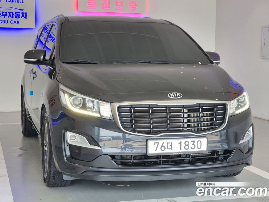Kia Canival 2019