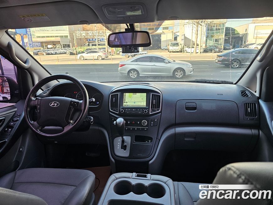 Hyundai Starex 2019