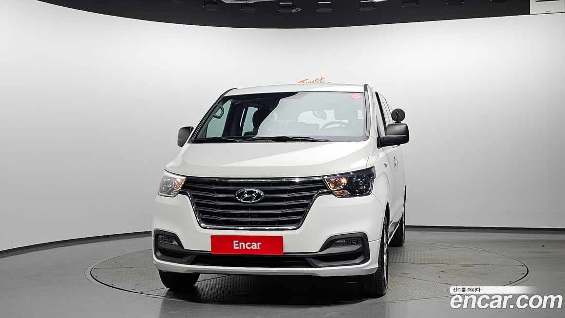 Hyundai Starex 2019