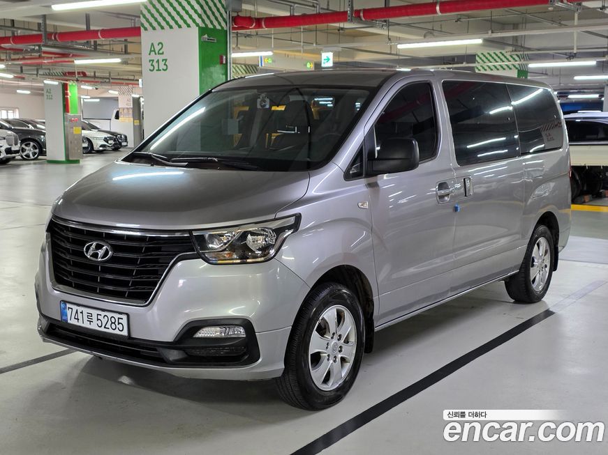 Hyundai Starex 2021