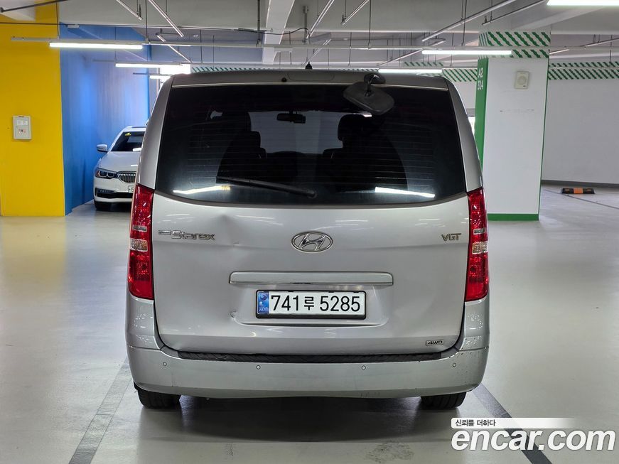 Hyundai Starex 2021