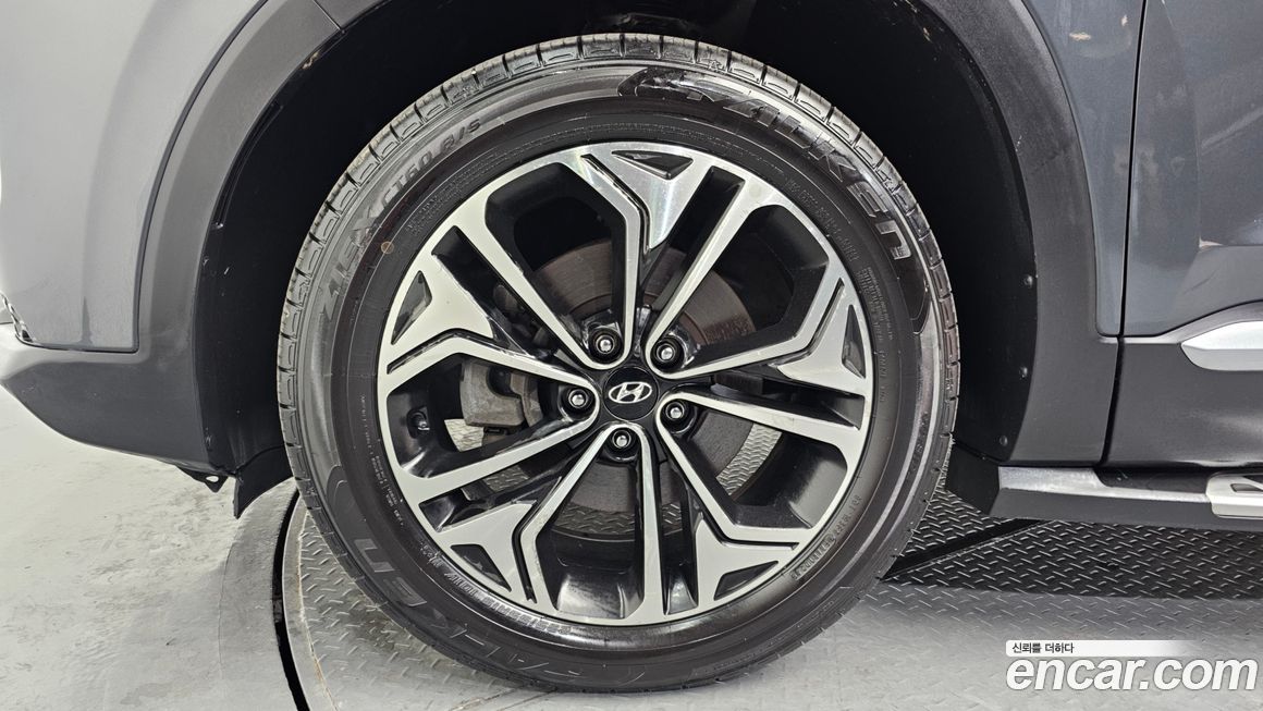 Hyundai Santafe 2020