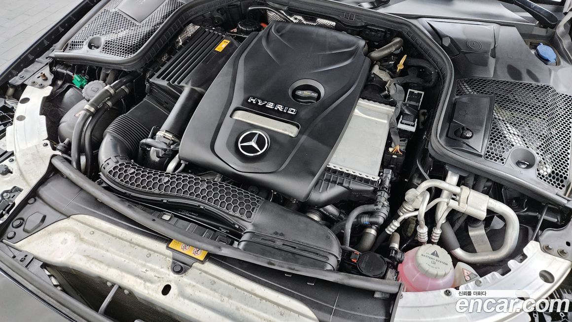 Mercedes-Benz C-Class 2018