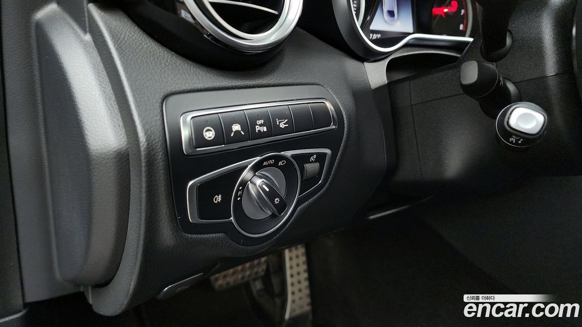 Mercedes-Benz C-Class 2018