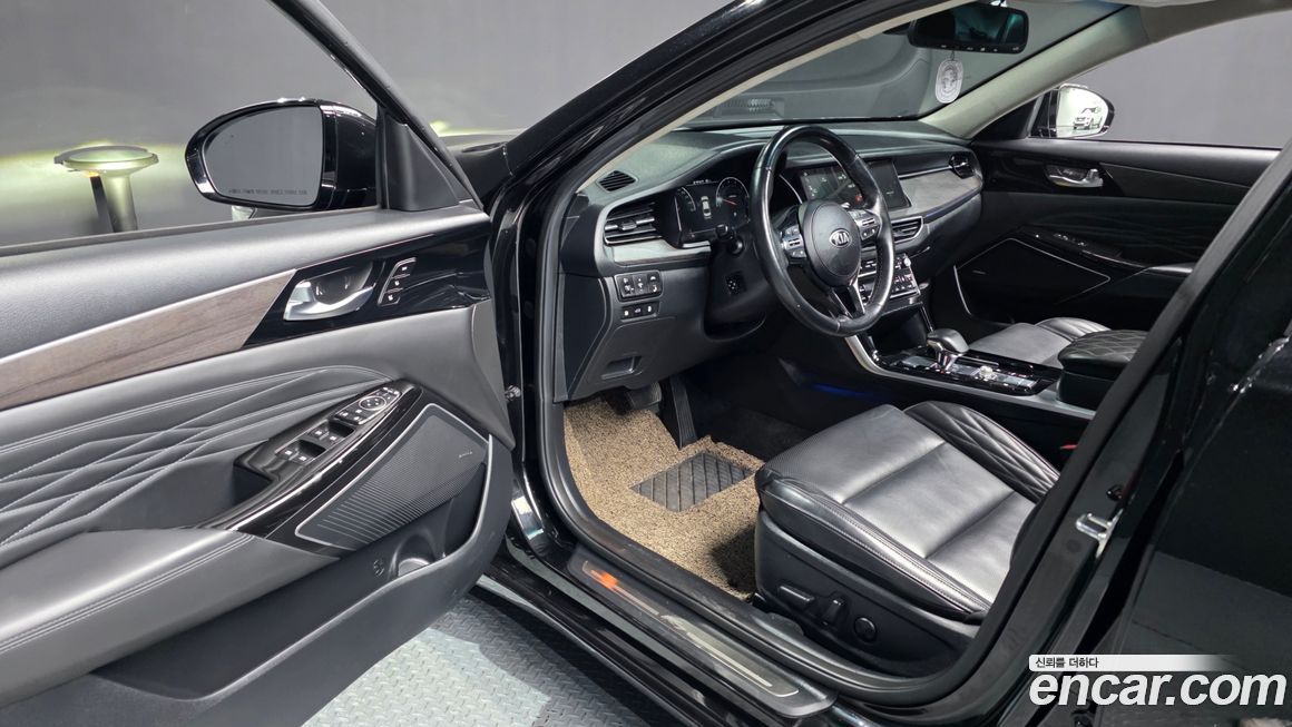 Kia K7 2021