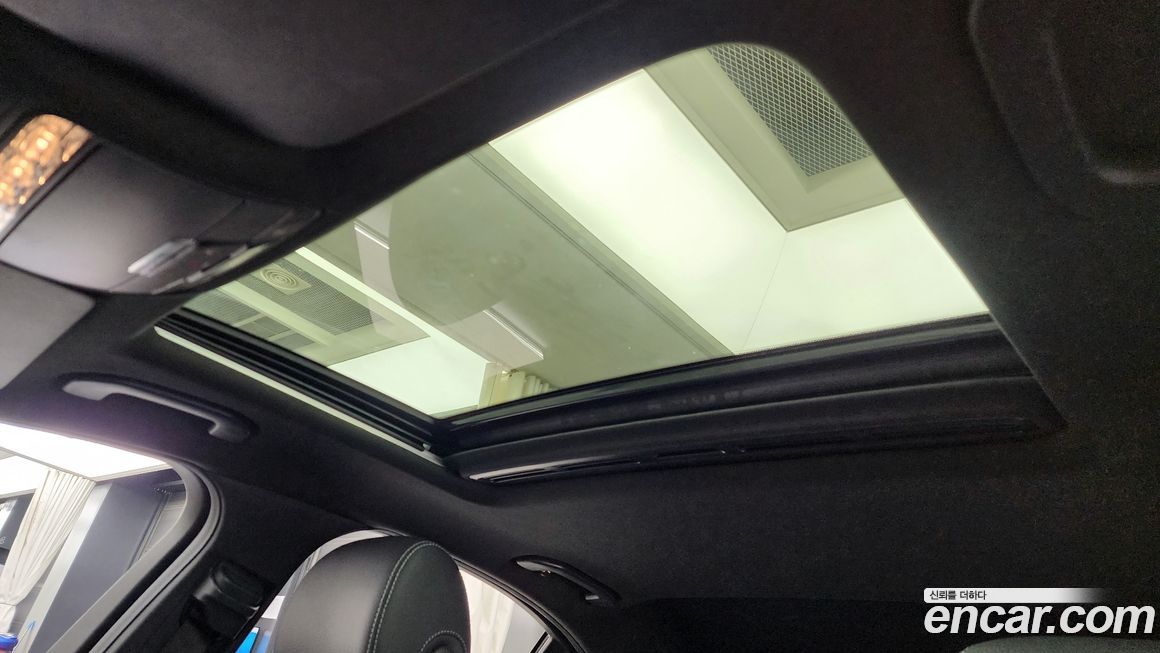 Mercedes-Benz C-Class 2018