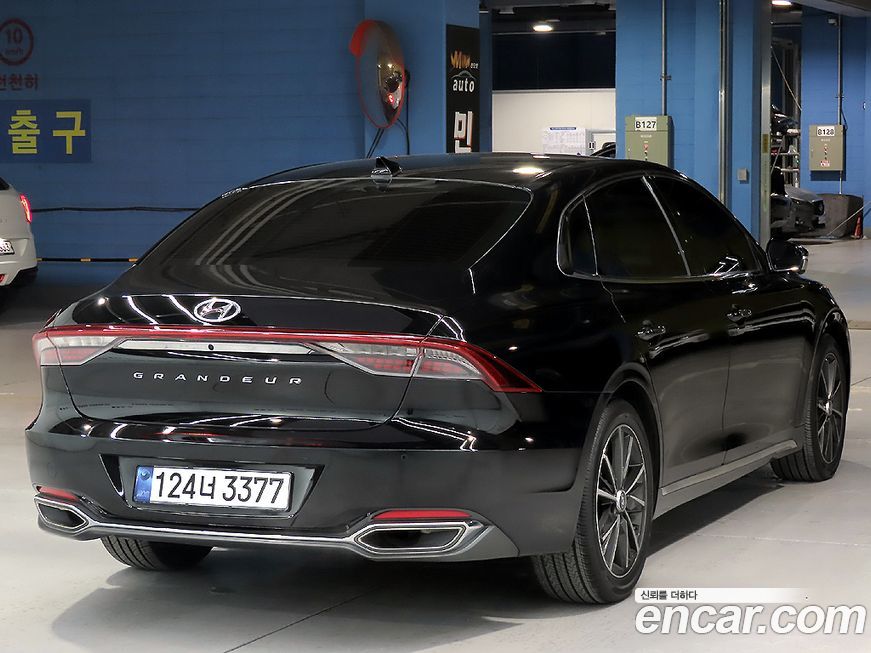 Hyundai Grandeur 2022