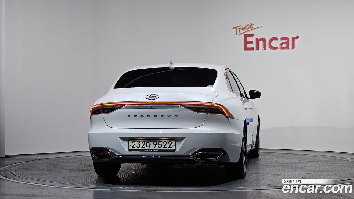 Hyundai Grandeur 2022