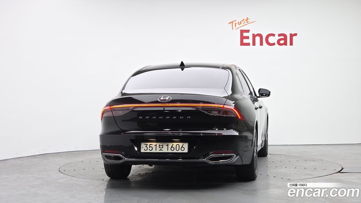 Hyundai Grandeur 2022