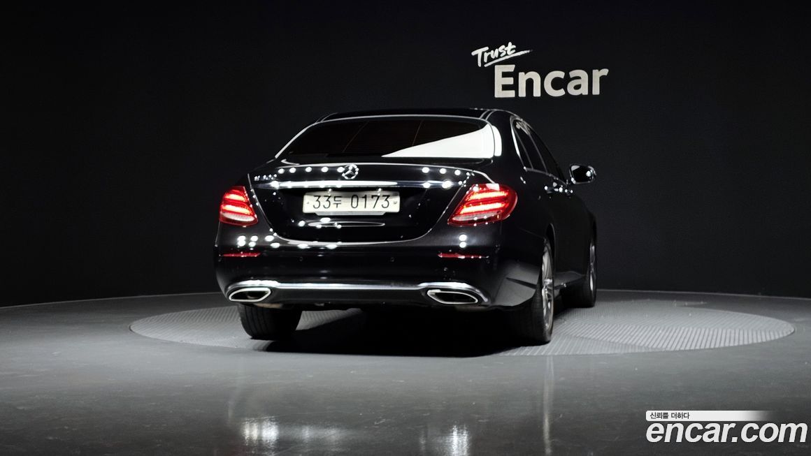 Mercedes-Benz E-Class 2017