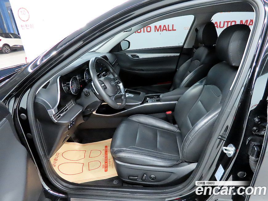 Hyundai Grandeur 2021