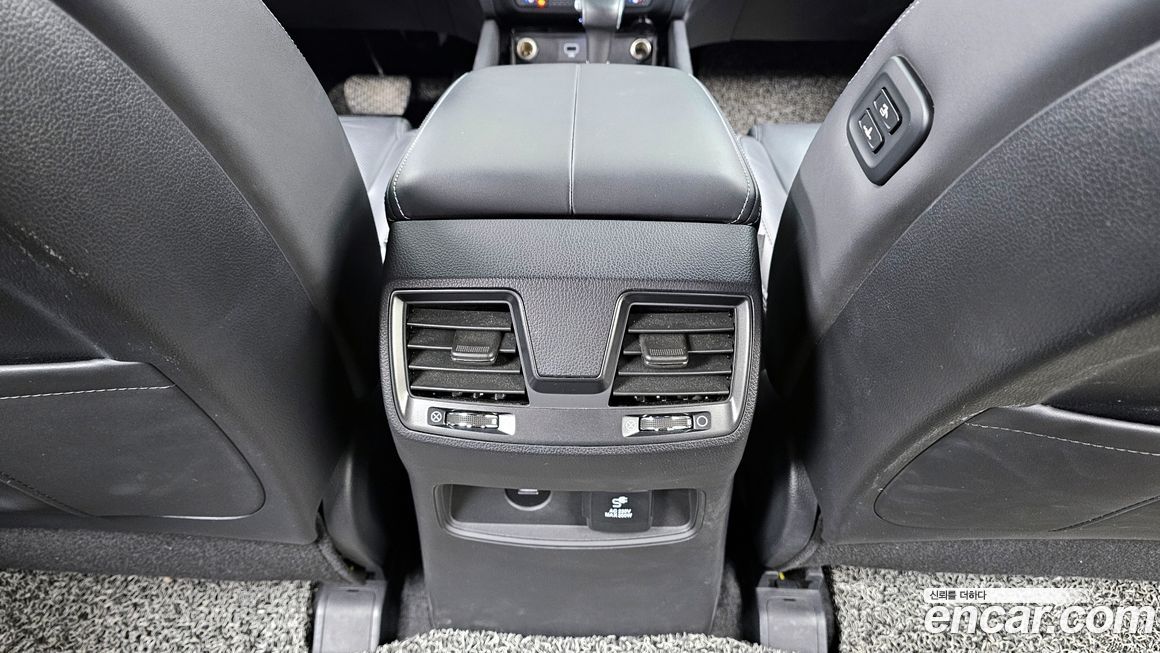 KG_Mobility_Ssangyong Rexton 2020