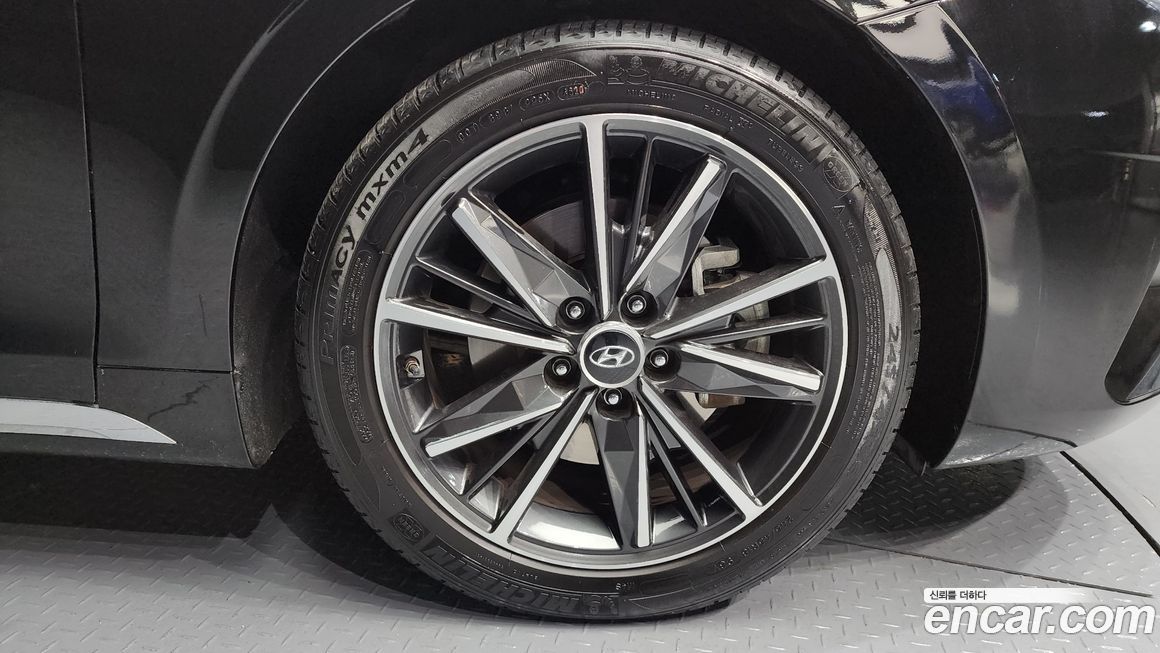 Hyundai Grandeur 2021