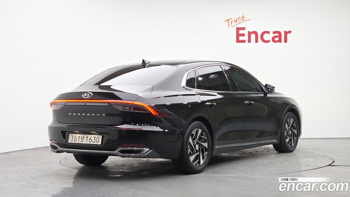 Hyundai Grandeur 2022