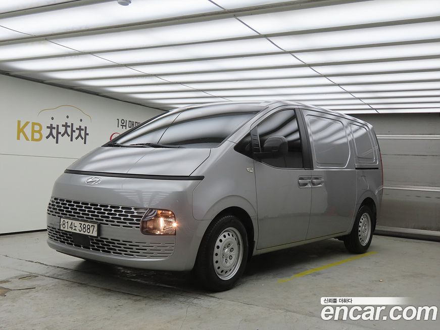 Hyundai Staria 2024