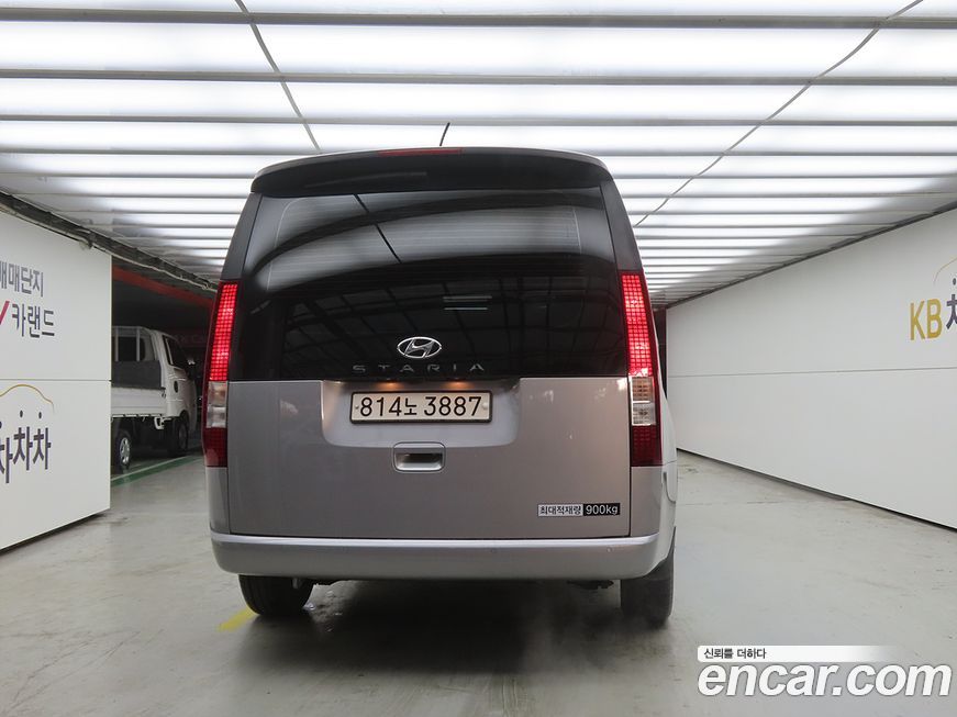 Hyundai Staria 2024