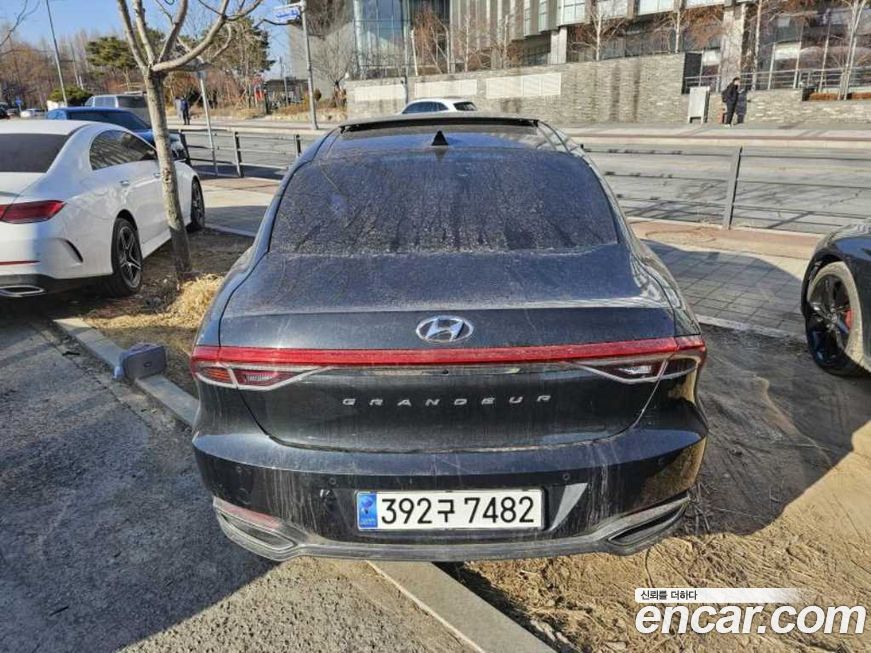 Hyundai Grandeur 2022