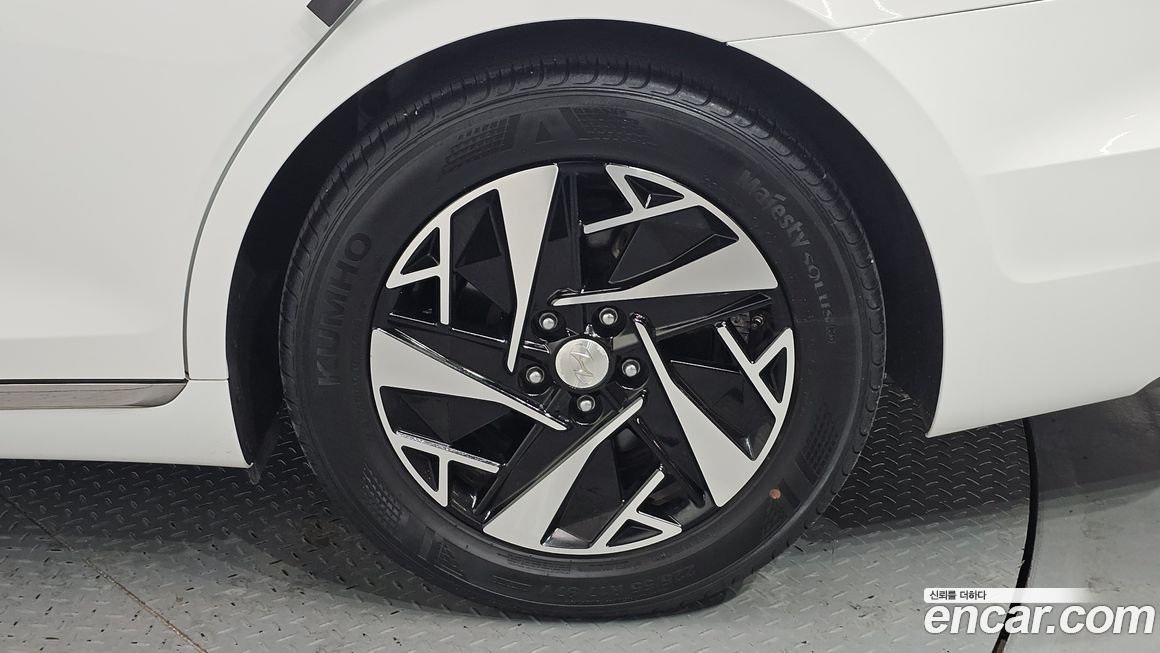 Hyundai Grandeur 2022