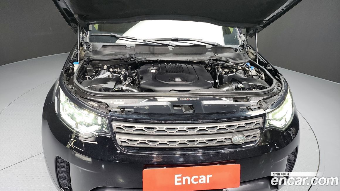 Land Rover Discovery 2019