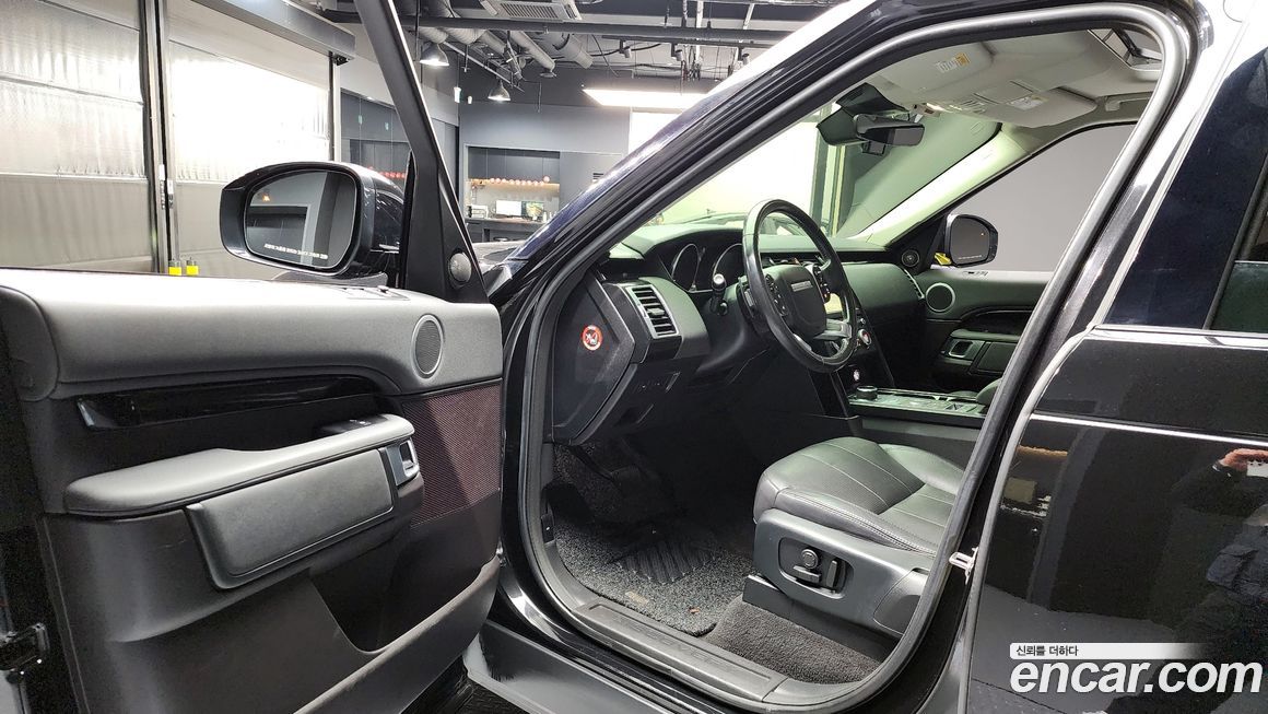 Land Rover Discovery 2019