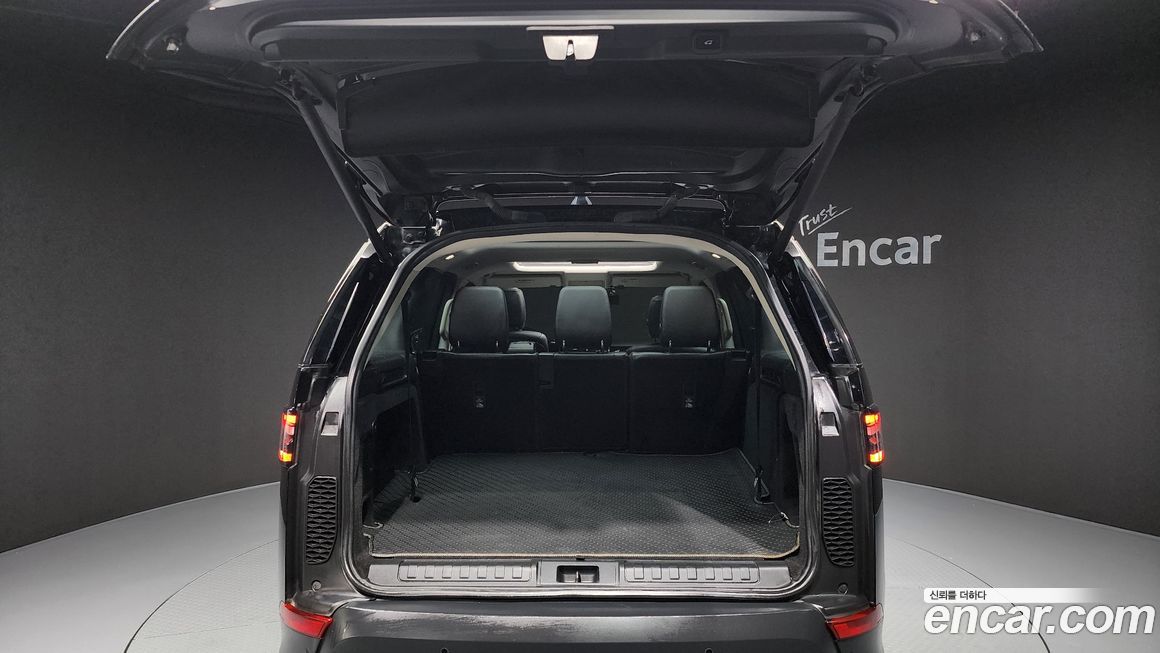 Land Rover Discovery 2019