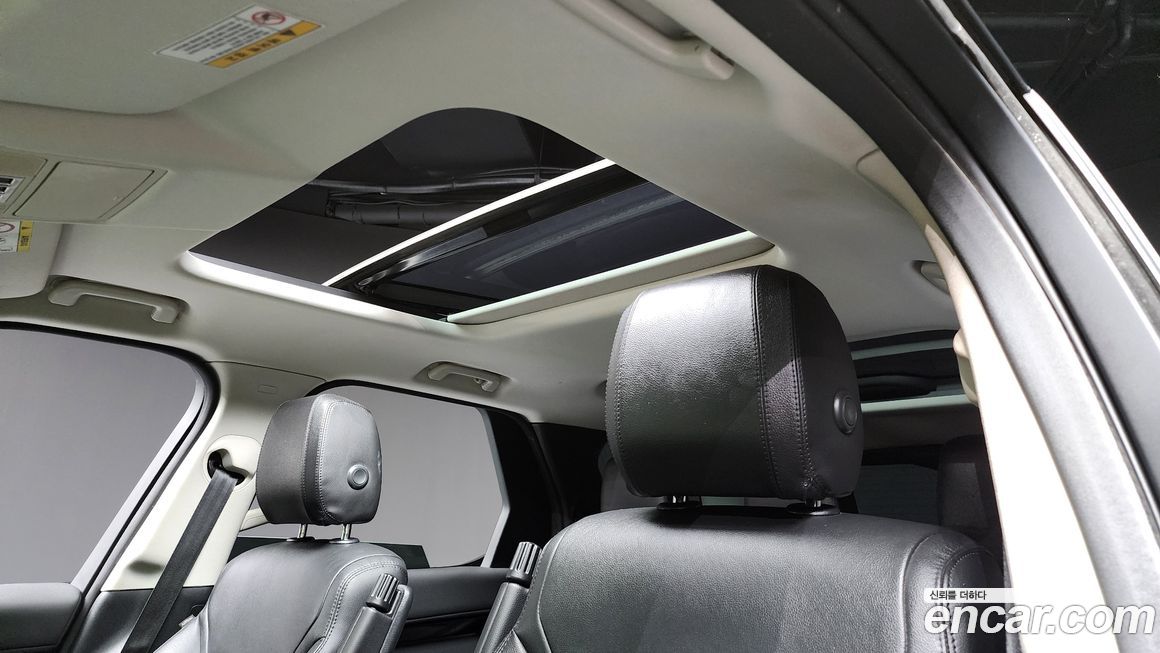 Land Rover Discovery 2019