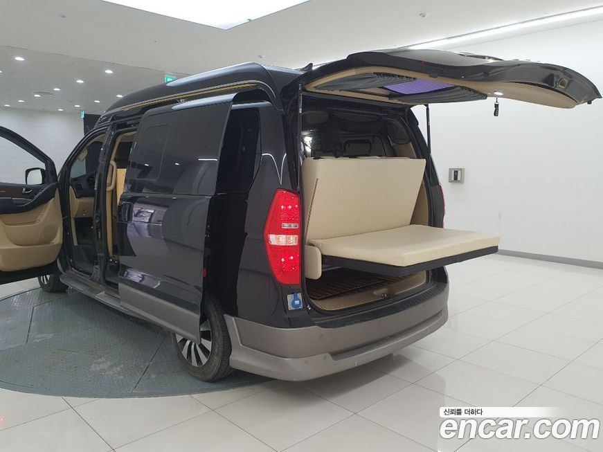 Hyundai Starex 2015