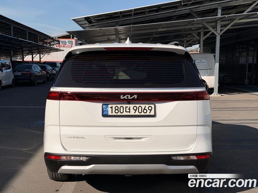 Kia Canival 2023