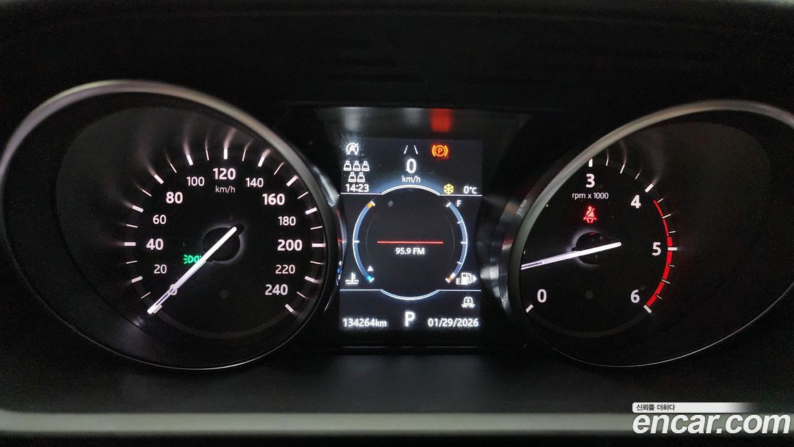 Land Rover Discovery 2019